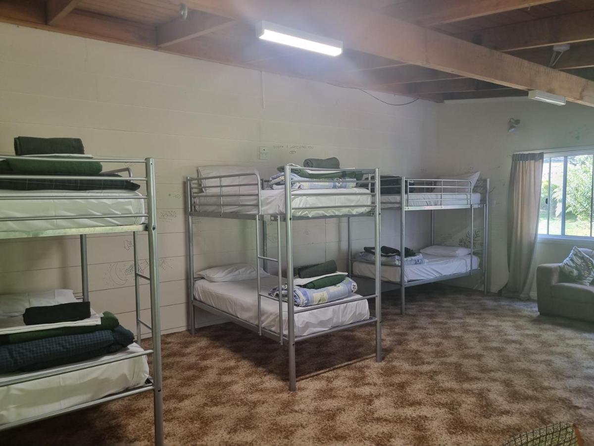 Strahan Backpackers Luaran gambar