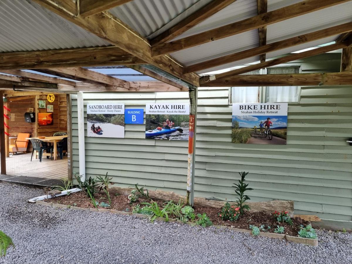 Strahan Backpackers Luaran gambar